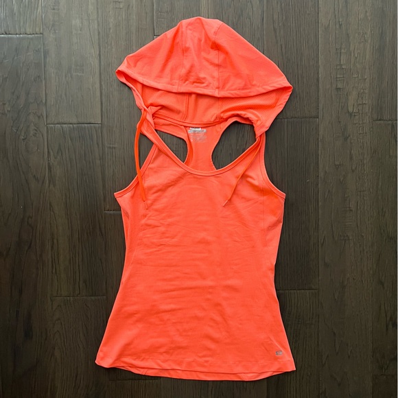 Layer 8 Performance Hooded Tank Top - Picture 11 of 15